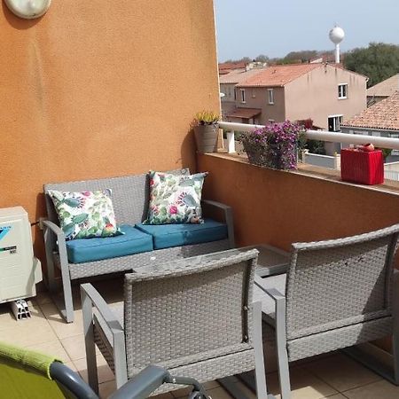 Appartement Avec Grande Terrasse A 15 Mn De La Mer Saint-Estève Екстериор снимка